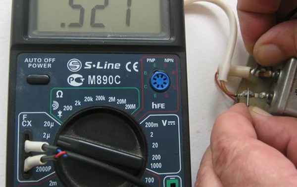 Как проверить конденсаторы мультиметром